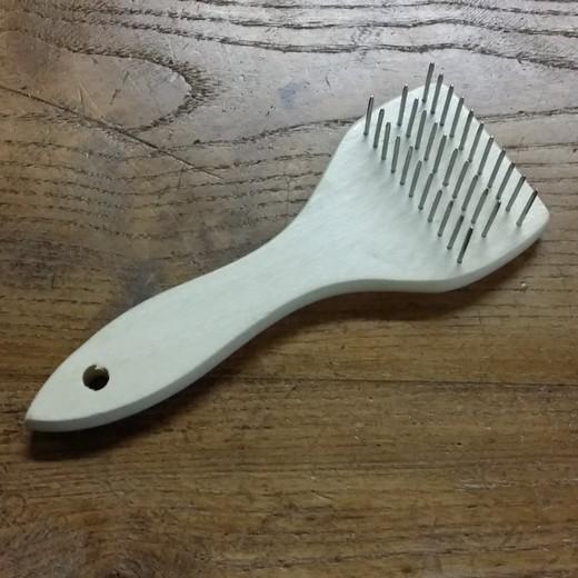 Brosse étrille - manche en bois